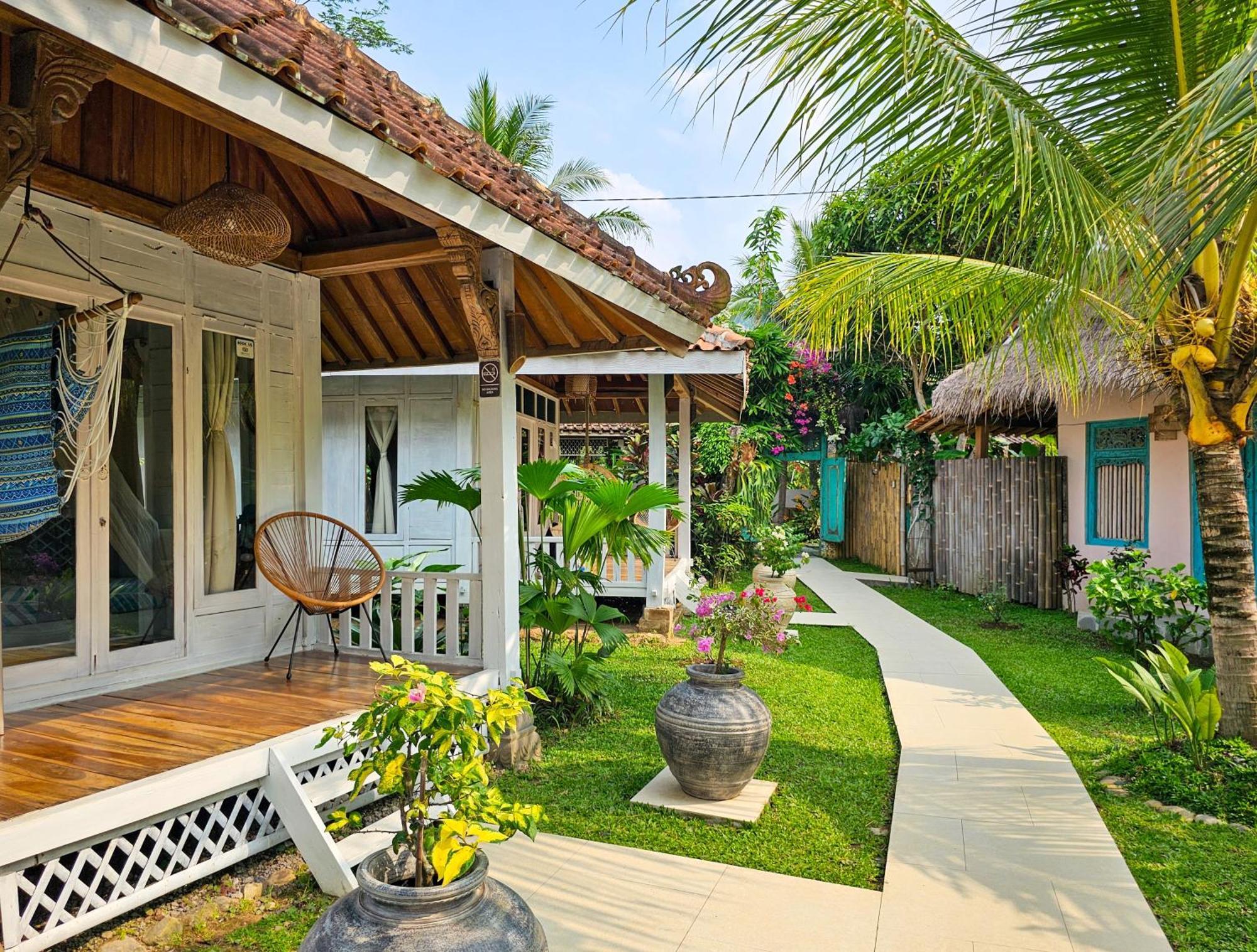 Janur Bungalow Маґеланґ Номер фото